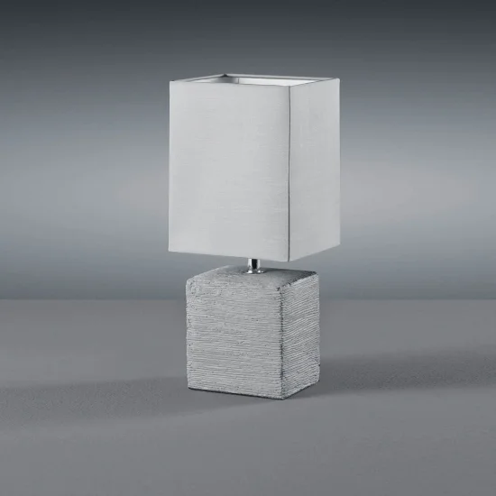 LÂMPADA DE MESA HOWARD TITÃ CERÂMICA 2