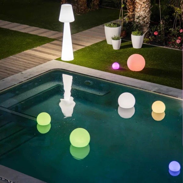 LÂMPADAS SOLAR ESFÉRICAS DE EXTERIOR BULY 20 + BATERIA RECARREGÁVEL + RGB FLUTUANTE