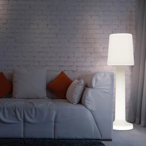 LÂMPADA DE PISO AO AR LIVRE CARMEN 110 CABO LUZ FRIA