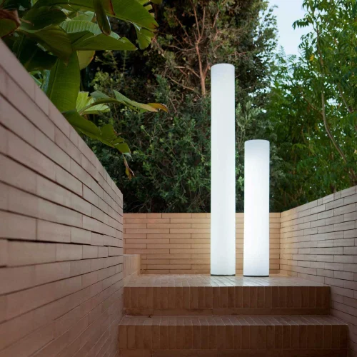 LÂMPADA DE PISO EXTERIOR FITY 160 CABO LUZ FRIA