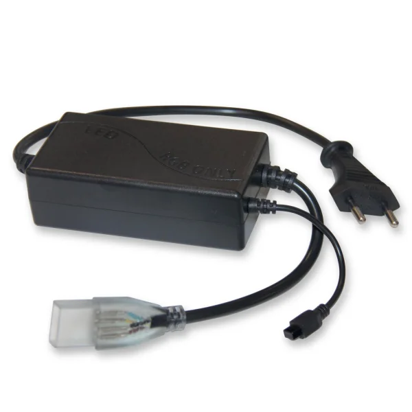 RECTIFICADOR DE POTÊNCIA DE 220V COM TOMADA RGB ATÉ 50M COM CONTROLO REMOTO