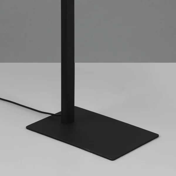 CANDEEIRO DE PÉ LED 11W 3000K METAL NEGRO NELSON