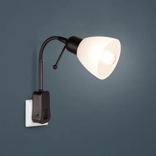 FOCO FLEXÍVEL EM METAL PRETO E14 LIAM