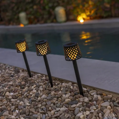 PACOTE DE 4 ESTACAS SOLARES GRETITA PRETO IP44