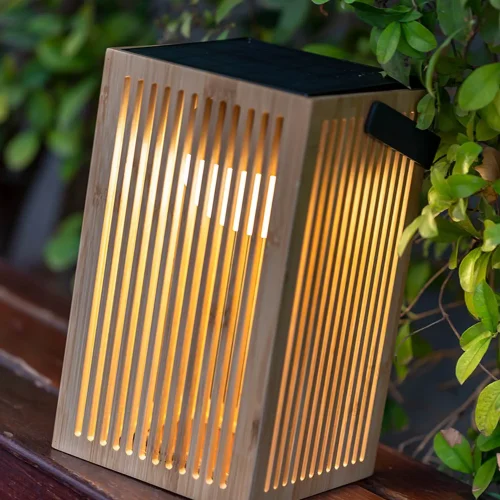 FAROL SOLAR COM BATERIA RECARREGÁVEL PORTÁTIL OKINAWA