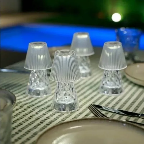 CANDEEIRO DE MESA LOLA 12 LUX A PILHAS