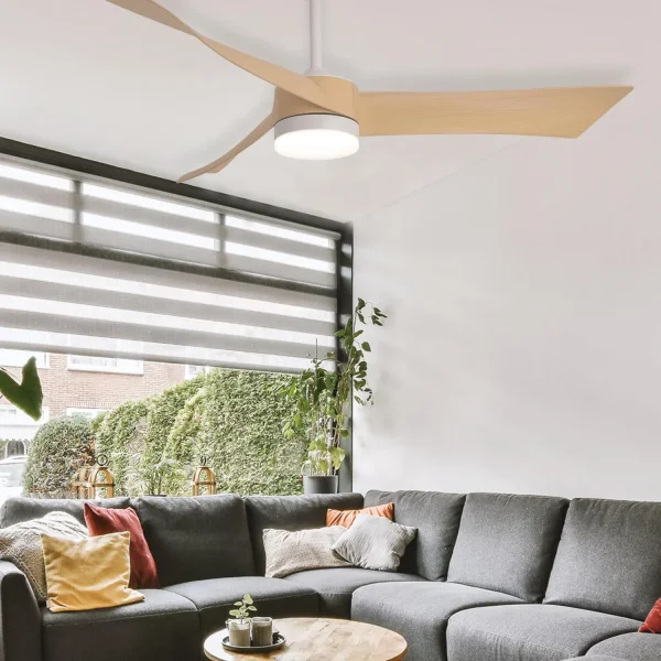 VENTILADOR DE TETO COM LUZ MOTOR DC SALVATORE BRANCO/MADEIRA Ø 142 CM VENTILADOR DE TETO COM LUZ MOTOR DC SALVATORE BRANCO/MADEIRA Ø 142 CM