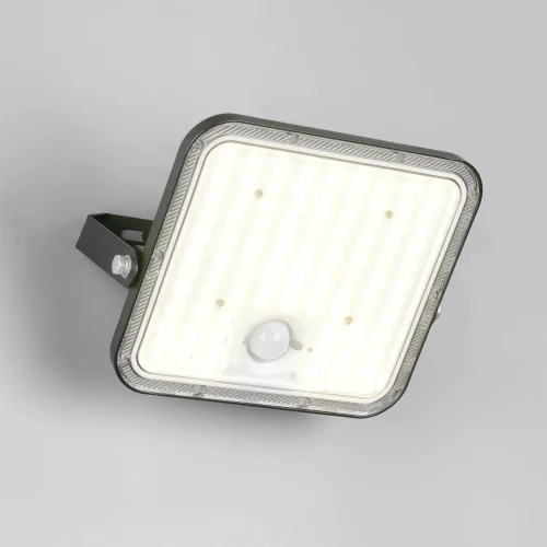 APLIQUE EXTERIOR SOLAR 18W 2600K SENSOR INCLINÁVEL IP65 ACORUS