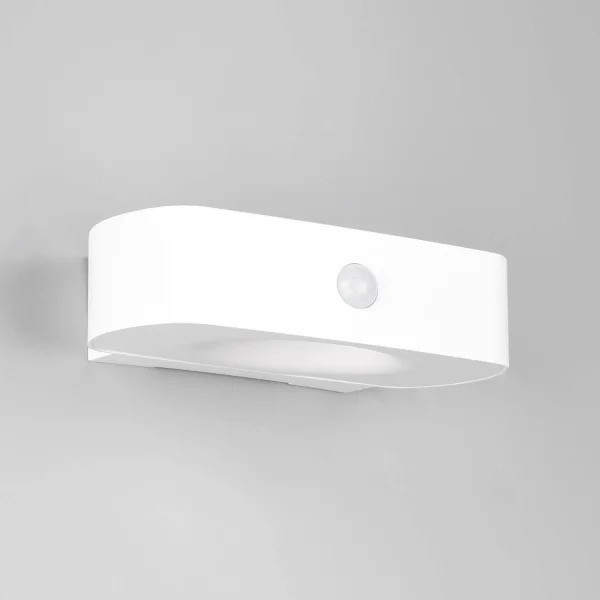 APLIQUE EXTERIOR SOLAR HÍBRIDO 6W 4000K SENSOR IP44 BRANCO BEGA