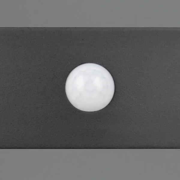 APLIQUE EXTERIOR SOLAR HÍBRIDO 6W 4000K SENSOR IP44 PRETO BEGA