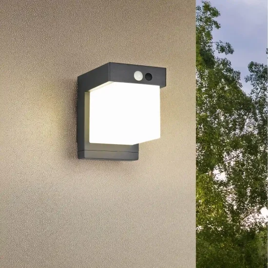 APLIQUE EXTERIOR SOLAR 5,5W 4000K SENSOR IP44 CORIANDER