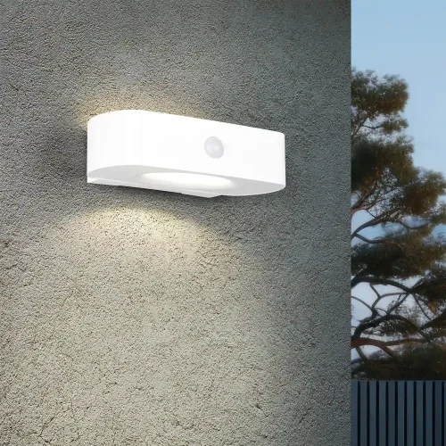 APLIQUE EXTERIOR SOLAR HÍBRIDO 6W 4000K SENSOR IP44 BRANCO BEGA
