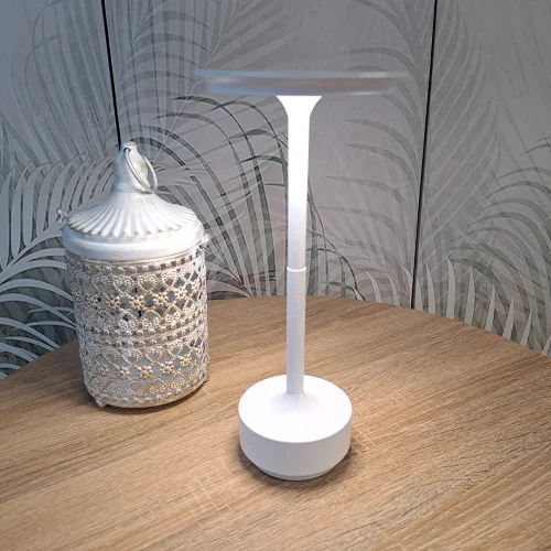 CANDEEIRO DE MESA LED RECARREGÁVEL SEM FIOS 213LM BRANCO IP44 ESTIVA CANDEEIRO DE MESA LED RECARREGÁVEL SEM FIOS 213LM BRANCO IP44 ESTIVA