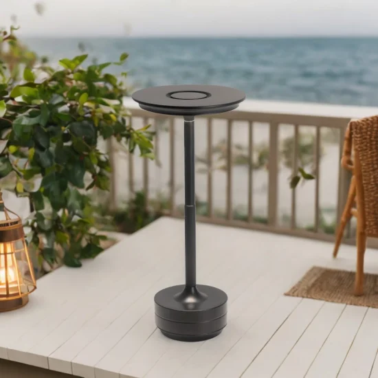 CANDEEIRO DE MESA LED RECARREGÁVEL SEM FIOS 213LM PRETO IP44 ESTIVA