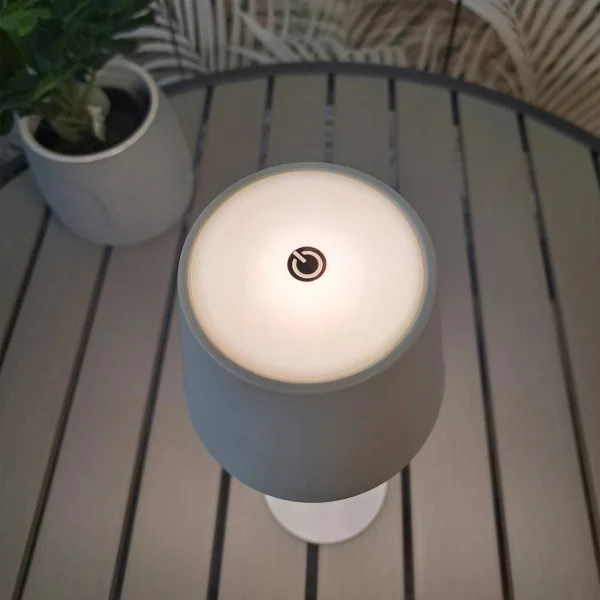 CANDEEIRO DE MESA LED RECARREGÁVEL SEM FIOS 229LM BRANCO IP44 SIRANA CANDEEIRO DE MESA LED RECARREGÁVEL SEM FIOS 229LM BRANCO IP44 SIRANA