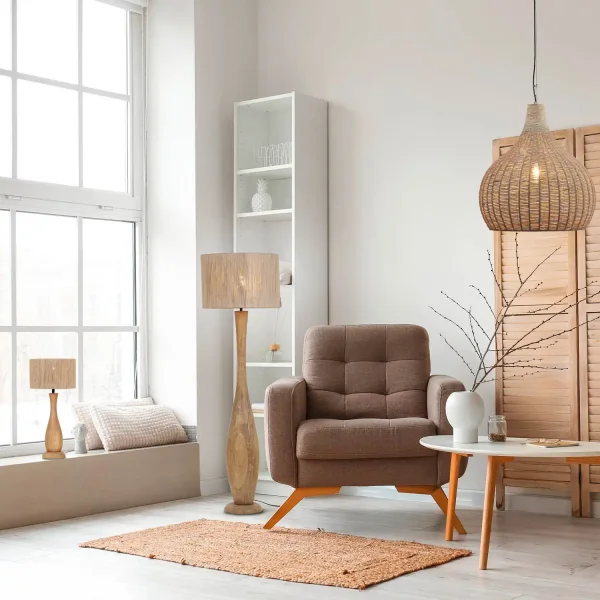 CANDEEIRO DE PÉ MADEIRA NATURAL/JUTA E27 TAIS