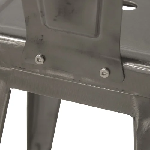 FEZES ALTAS JOSEPHINE IDADE METÁLICA